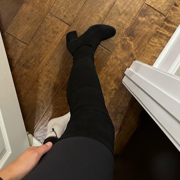 Over the knee Stuart weitzman boot - Picture 7 of 9